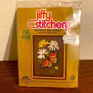 Vintage Jiffy Stitchery- Butterflies and Daisies- Brand New- Fits 5x7 Frame